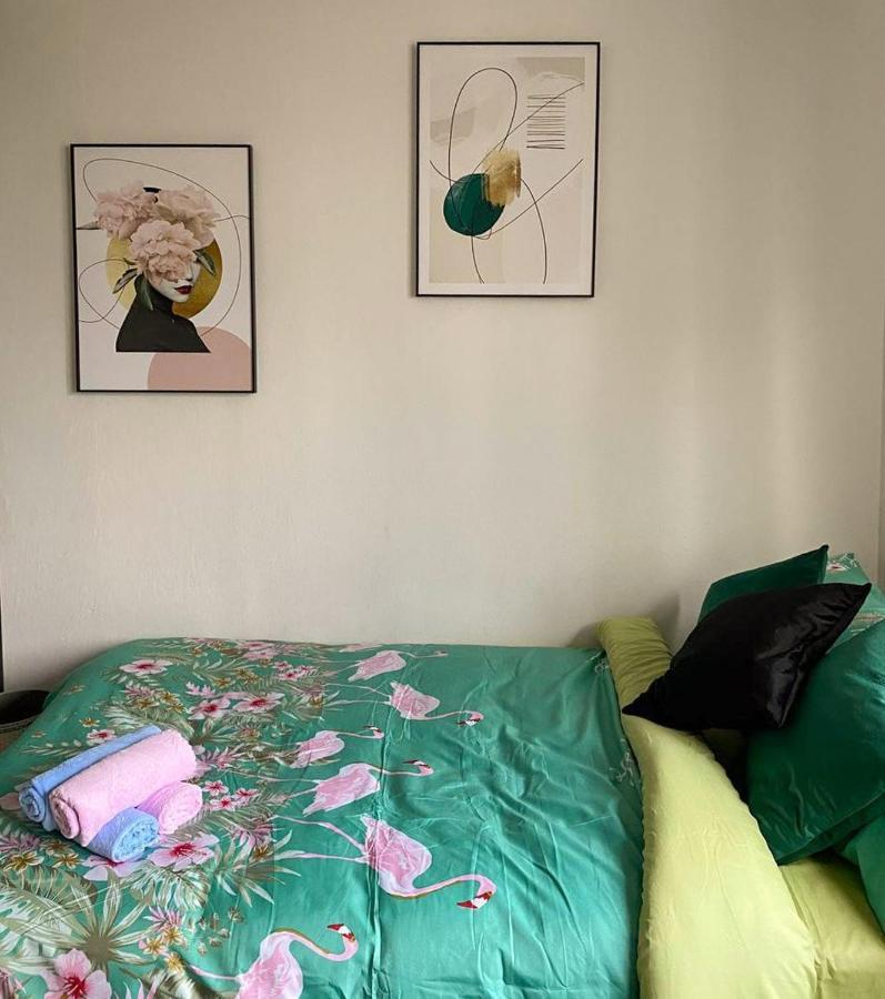 Guest House Prosta 2/14 Warsawa Bagian luar foto