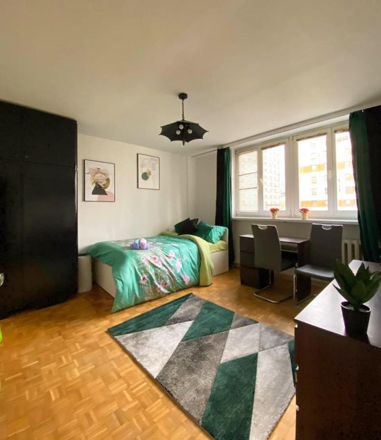 Guest House Prosta 2/14 Warsawa Bagian luar foto