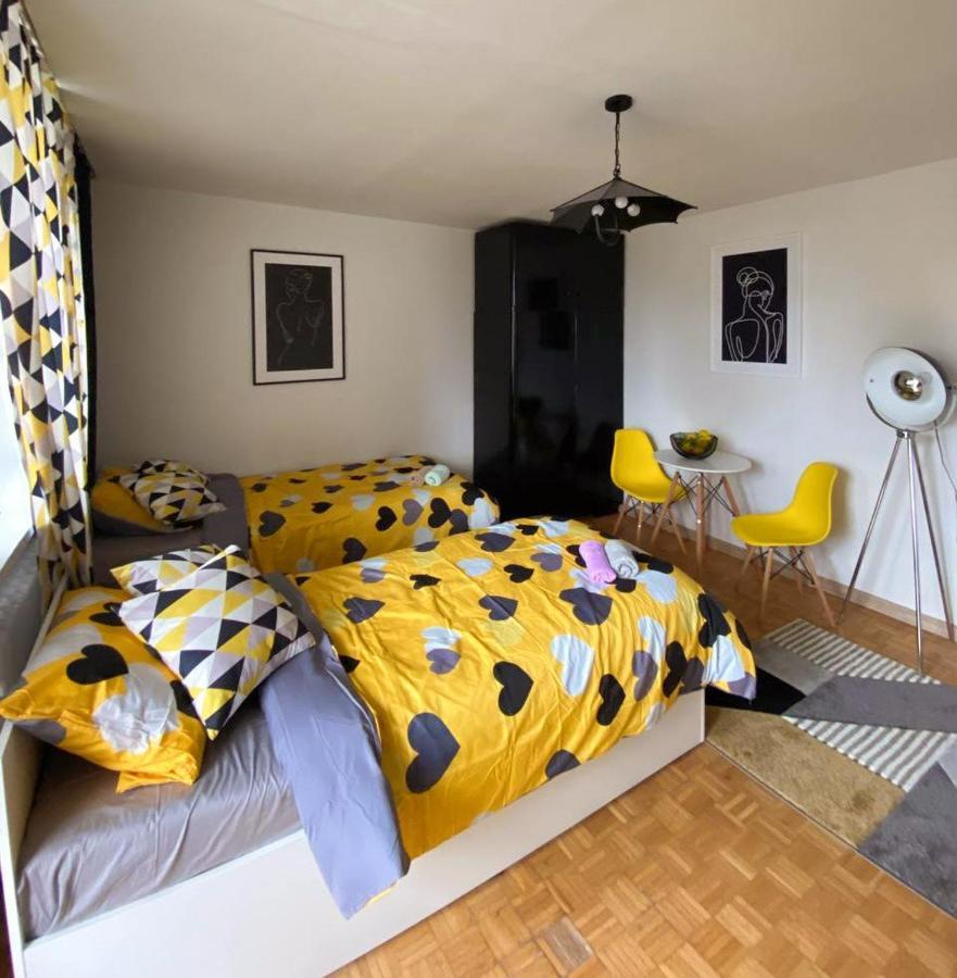 Guest House Prosta 2/14 Warsawa Bagian luar foto
